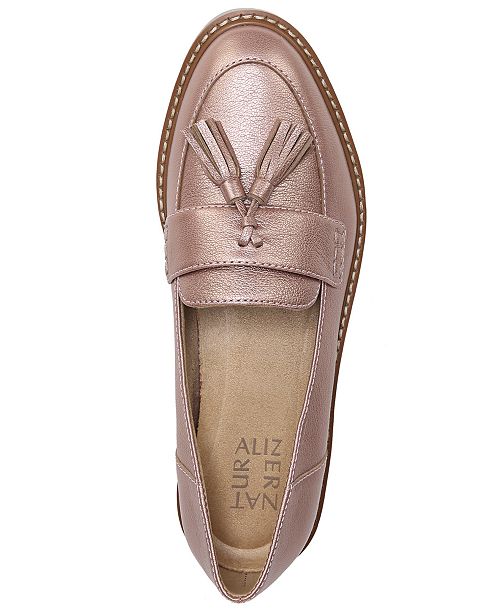 Naturalizer lark loafer 2025