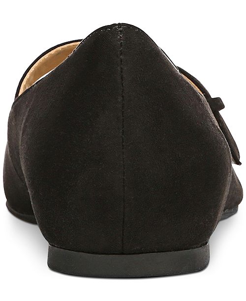 naturalizer macys