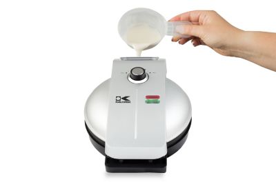 Kalorik Easy Pour Belgian Waffle Maker