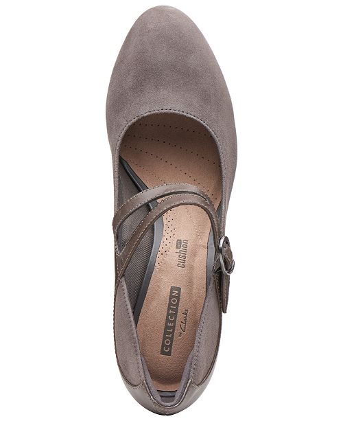 clarks dancer reece pump