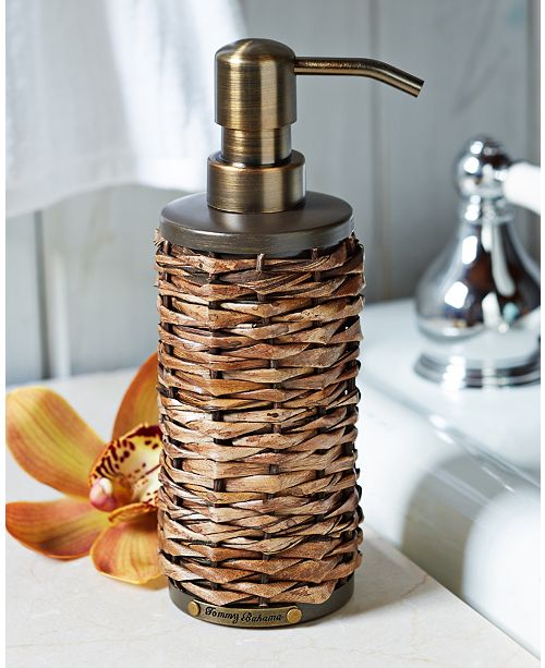 Tommy Bahama Home Tommy Bahama Retreat Wicker Collection Bathroom
