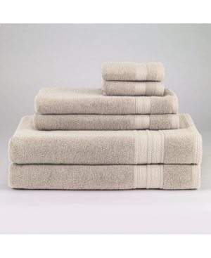 Bath towels and furniture with French style. Spoil yourself.