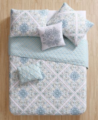 Windsor Reversible Quilt Sets