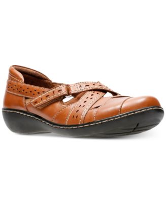 Clarks Collection Women's Ashland Spin Flats - Macy's