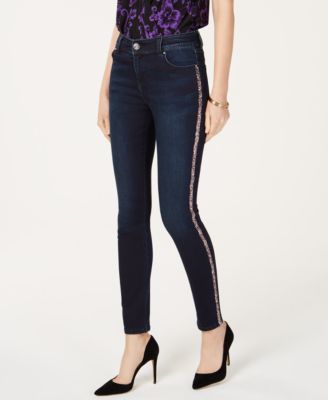 Jeans with orders glitter side stripe