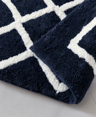 Madison Park Bittman Tufted Reversible Microfiber Bath Rug, 24" x 60"