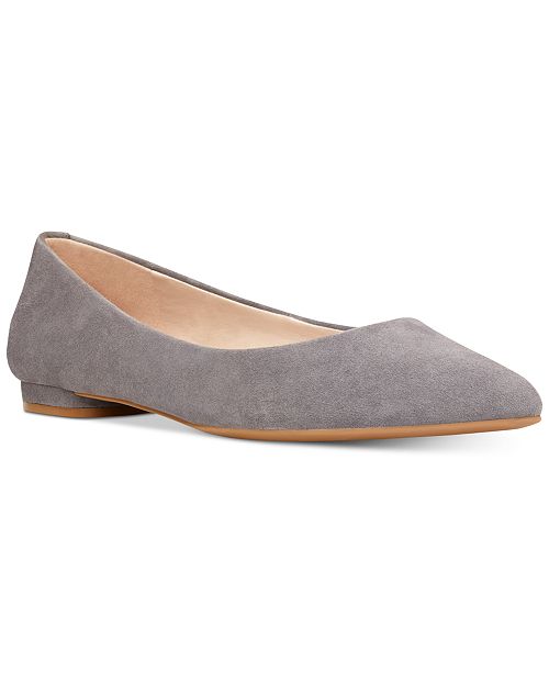 nine west pointed flats