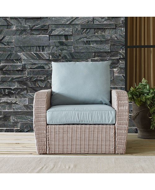 Crosley St Augustine Outdoor Wicker Arm Chair With Universal