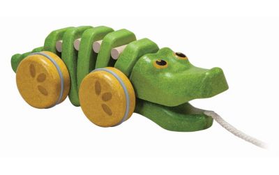 plan toys alligator pull toy