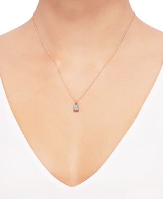 Diamond Cluster 18 Pendant Necklace (1/10 ct. t.w.) in 10k Gold