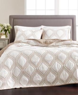 Martha Stewart Collection - Gramercy Gate Cotton Reversible King Quilt