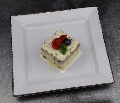 16 Piece Square Beaded Stoneware Dinnerware set, Service for 4