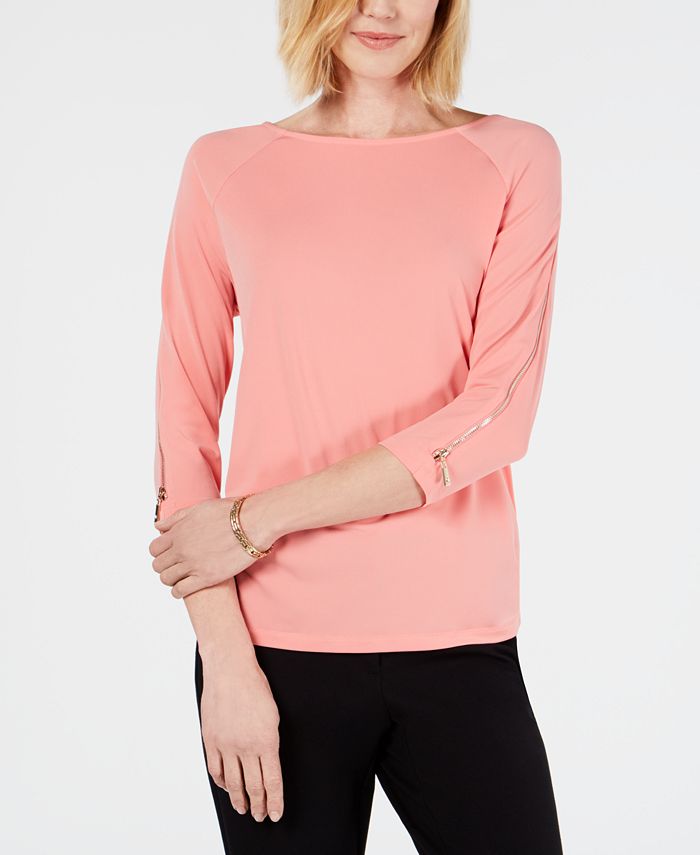 JM Collection Sleeveless Zip Top