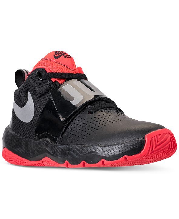 nike team hustle d8