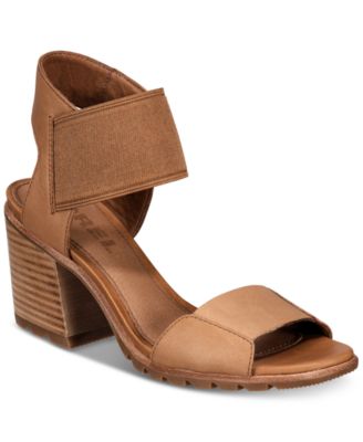nadia sandal sorel