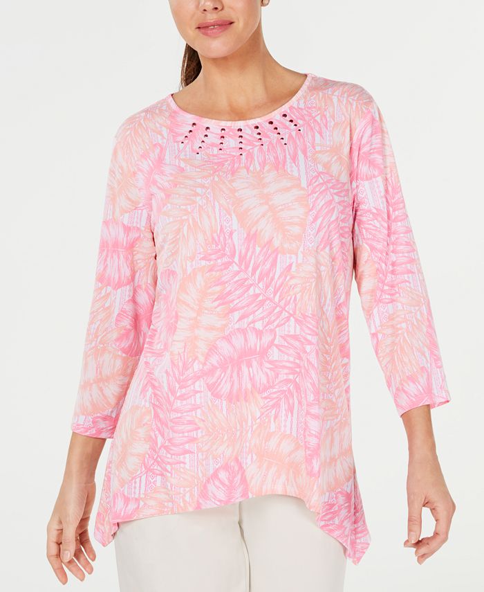 Alfred Dunner Geometric Sharkbite Hem Top with Necklace- Petite