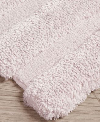 Pearl Tufted Channel Bath Rug, 21" x  34"