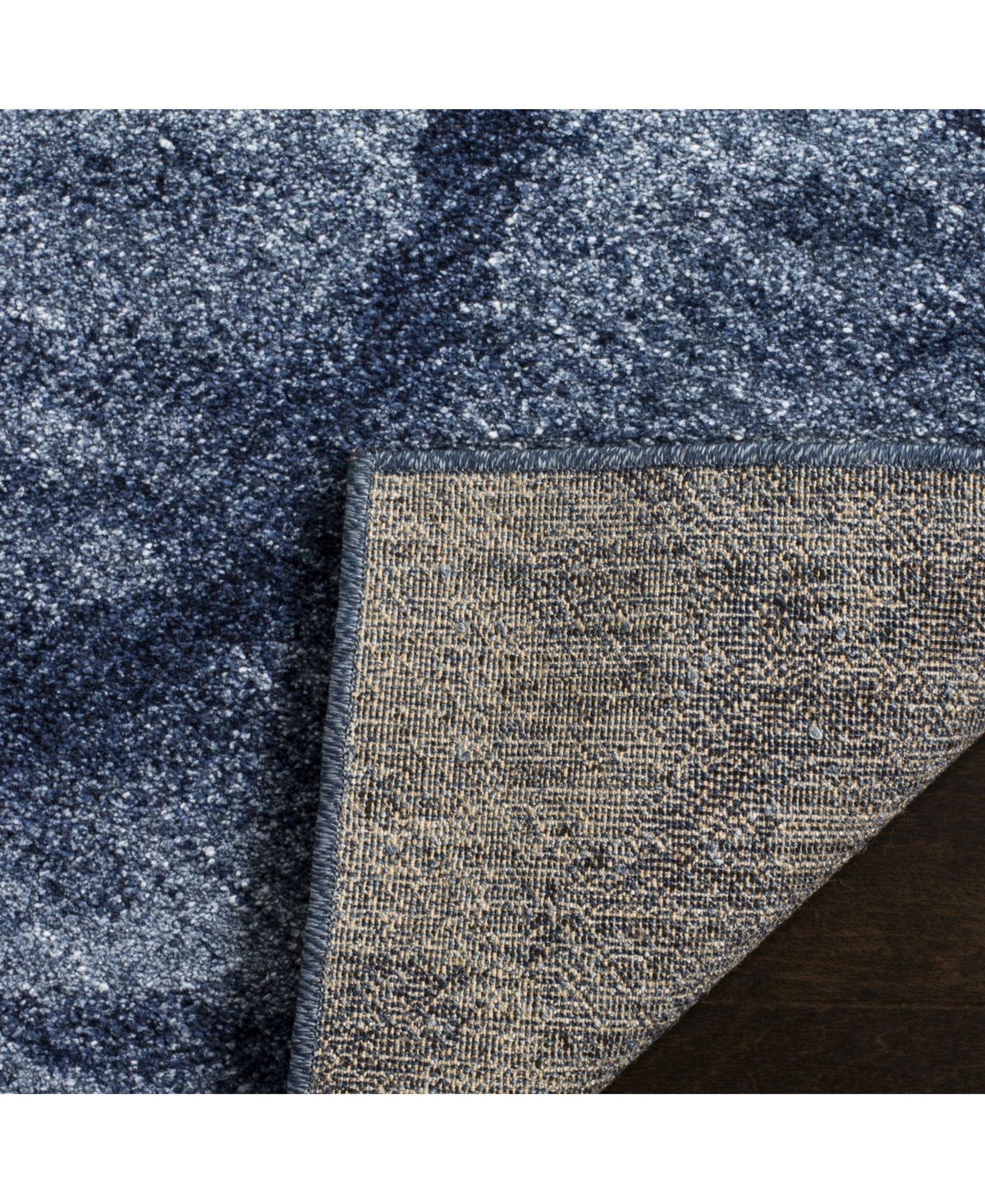 Safavieh Retro RET2144 Blue and Dark Blue 5' x 8' Area Rug