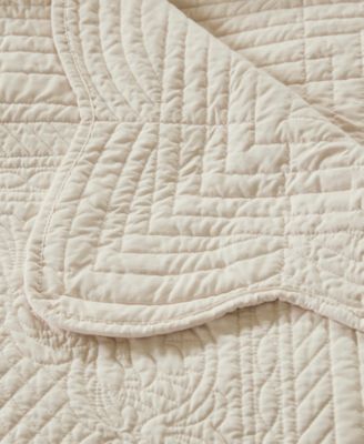 Tuscany Scalloped-Edge Throw, 60" x 72"