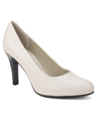 Rialto Coline Pumps \u0026 Reviews - Pumps 