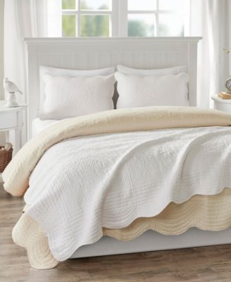 Tuscany Scalloped-Edge Throw, 60" x 72"