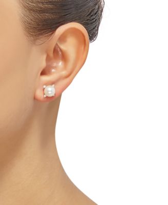 Cultured Freshwater Pearl (8mm) & Diamond (1/8 ct. t.w.) Stud Earrings in 14k Gold