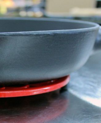 Apple Cast Iron Trivet