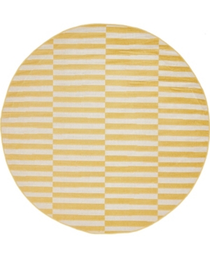 Bridgeport Home Axbridge Axb2 Yellow 5' x 5' Round Area Rug