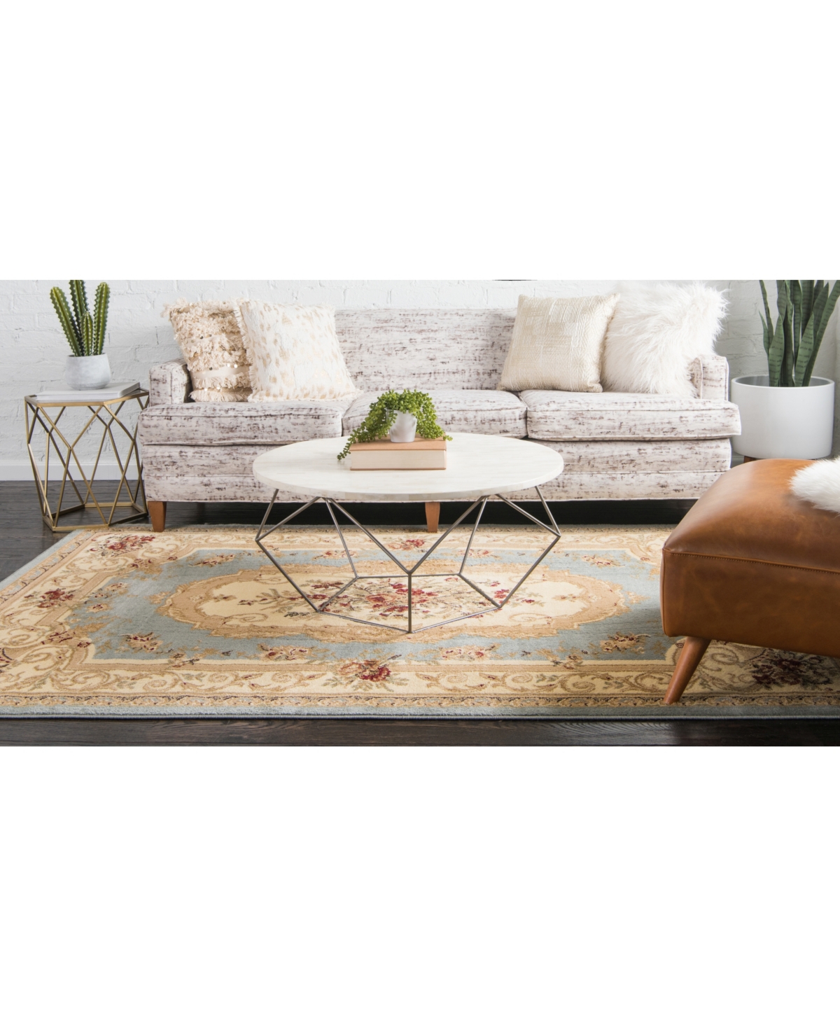 Bayshore Home Belvoir Blv3 7' x 10' Area Rug