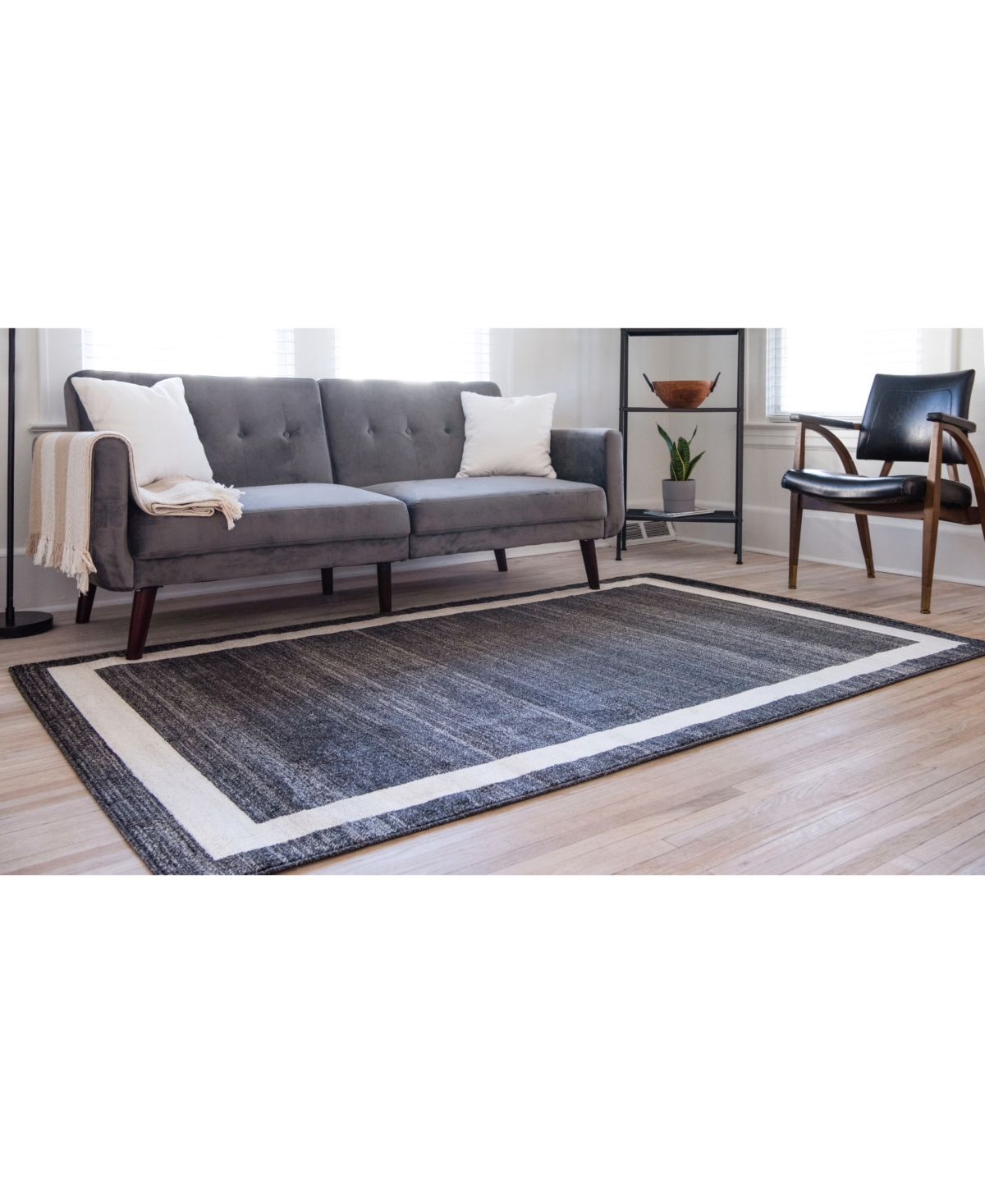 Bayshore Home Lyon Lyo5 9' x 12' Area Rug