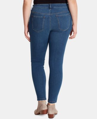 Jessica Simpson Trendy Plus Size Kiss 