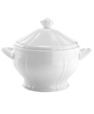 Mikasa - "Antique White" Covered Casserole