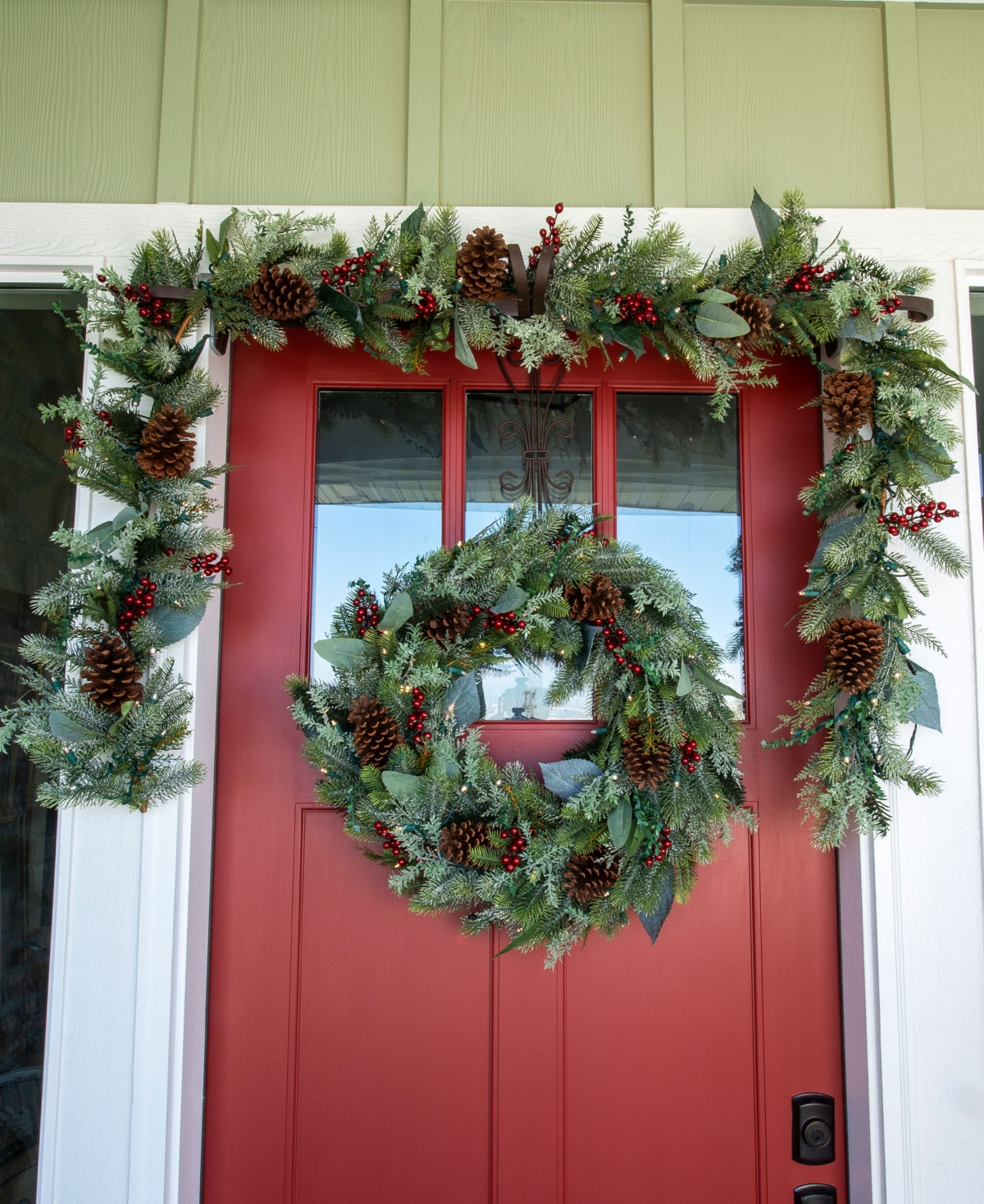 Village Lighting Artificial Christmas Garland with Lights, Winter Frost