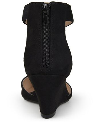 Journee collection kova wedge pump outlet