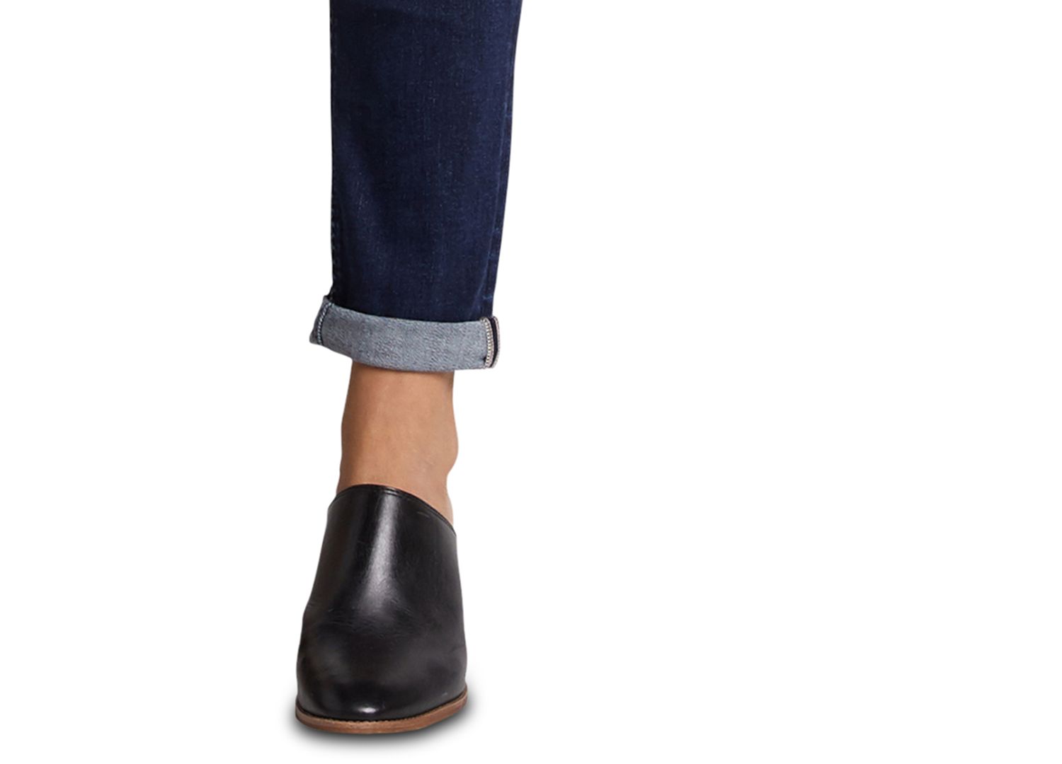 Women’s Boyfriend Mid Rise Slim Leg Jeans