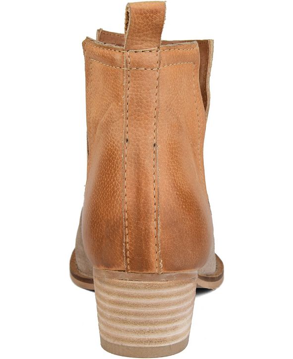 journee signature rachelle bootie