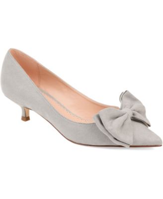 ladies gray pumps