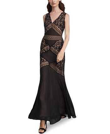 Bcbg scrolling hot sale lace gown