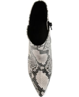 Women's Isobel Pointed Toe Booties