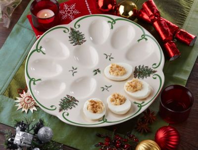 Christmas Tree Deviled Egg Dish
