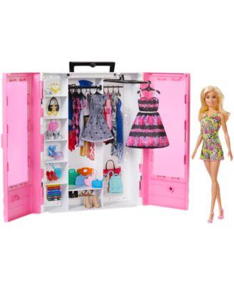 Fashionistas® Ultimate Closet™ Doll and Accessory