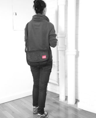 Маленькая сумка Midnight Sohobo от Manhattan Portage