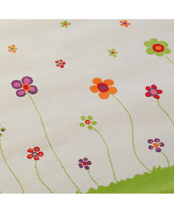 IVI ESTA Cream Soft Nursery Rug with a Playful Design 72"L x 54"W