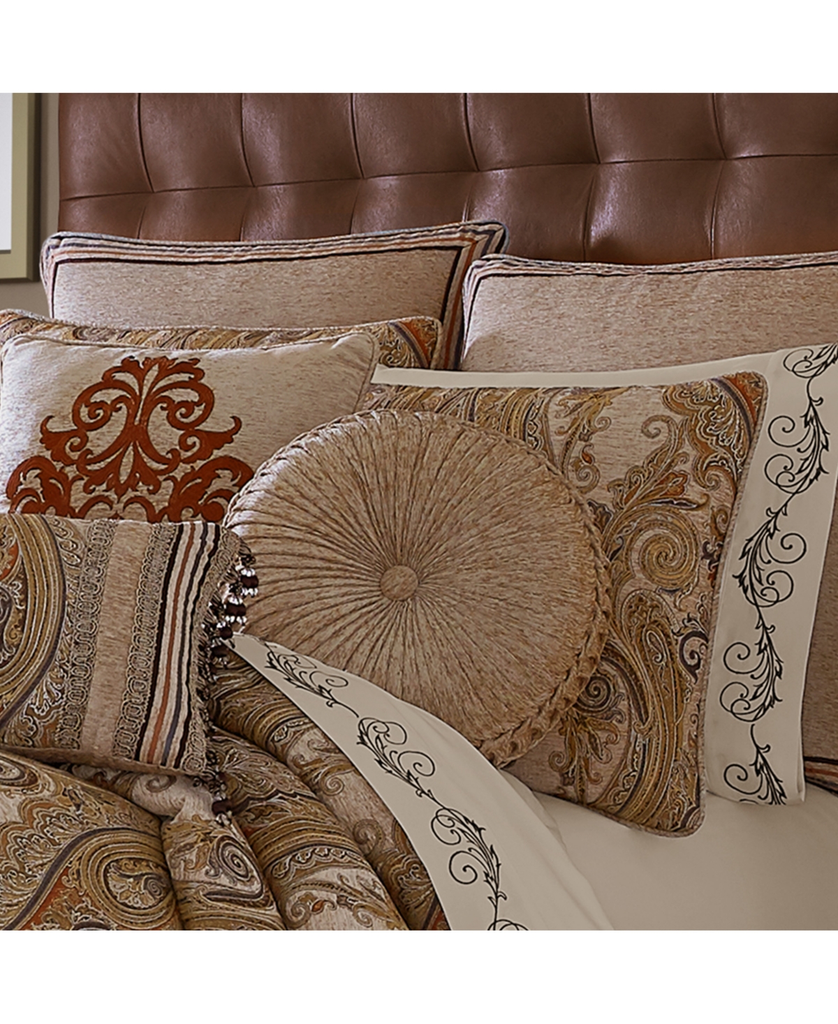 J Queen New York Luciana Tufted Pillow, 15