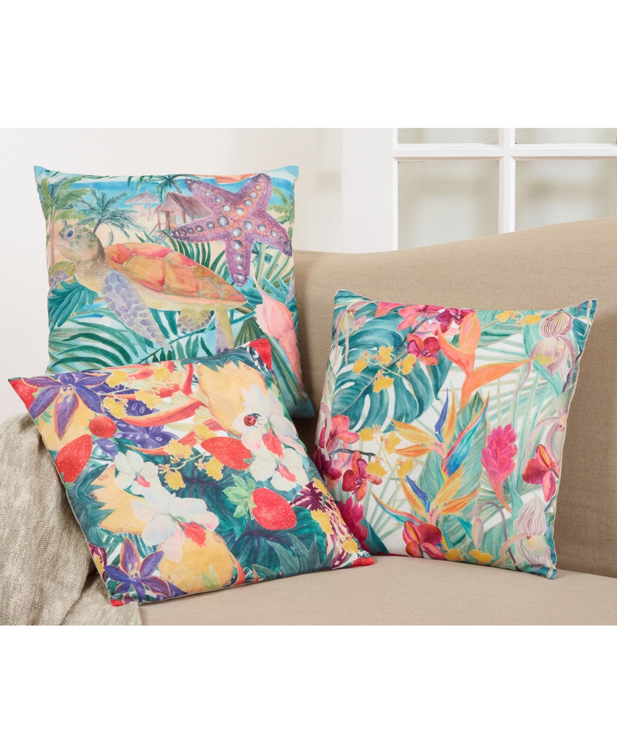 Saro Lifestyle Tropical Turtle Printed Decorative Pillow, 18