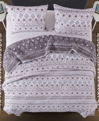 Denmark Quilt Set, 3-Piece Full/Queen