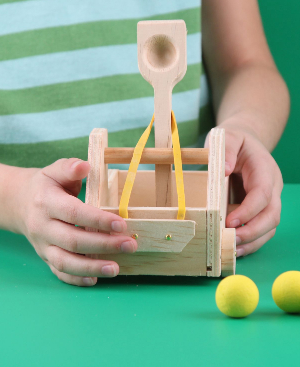 STANLEY JR. WOODEN TRUCK SLINGSHOT DIY SET 