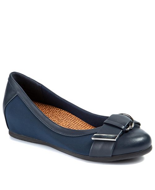Baretraps Posture Nelly Casual Shoes Reviews All Women S Shoes Shoes Macy S