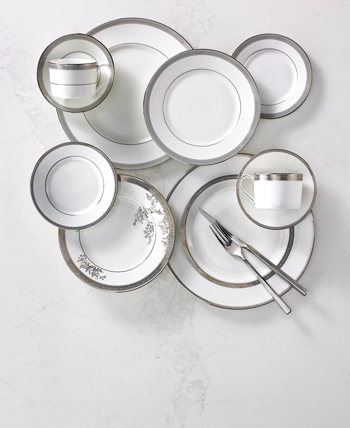 Vera Wang Wedgwood Dinnerware, Lace Oval Vegetable Bowl