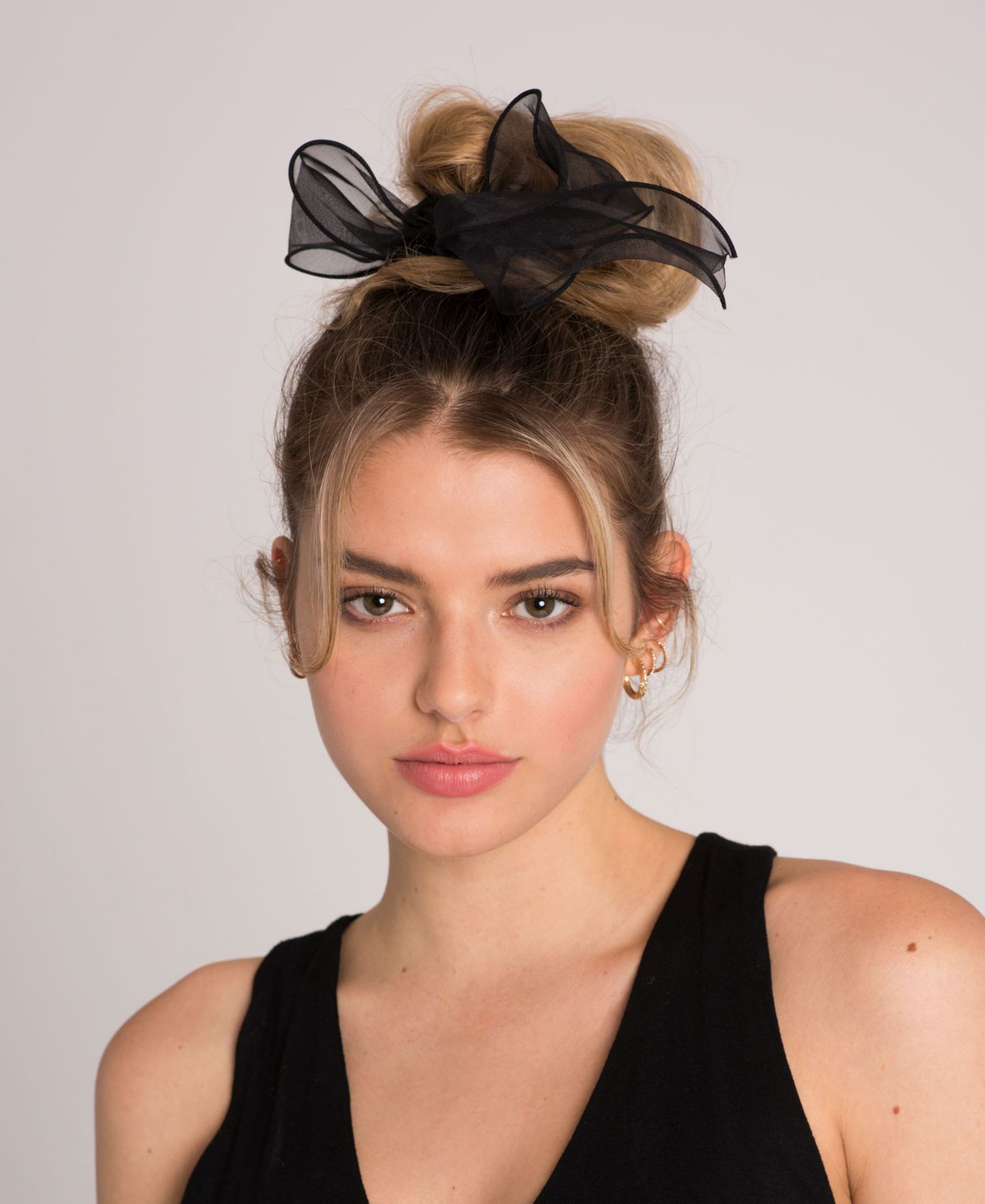 Женские аксессуары Soho Style Chiffon Wire Bow Ponytail Holder — фото 2